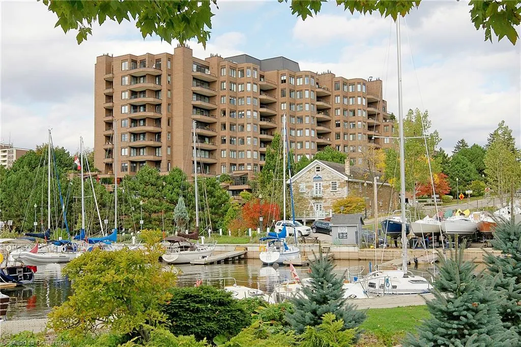100 Lakeshore Road E, #710