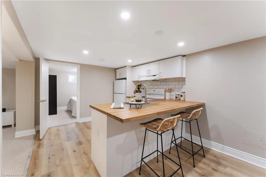 1050 St. Matthew's Avenue