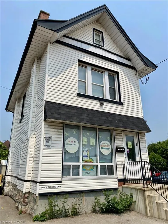 3 Britannia Avenue