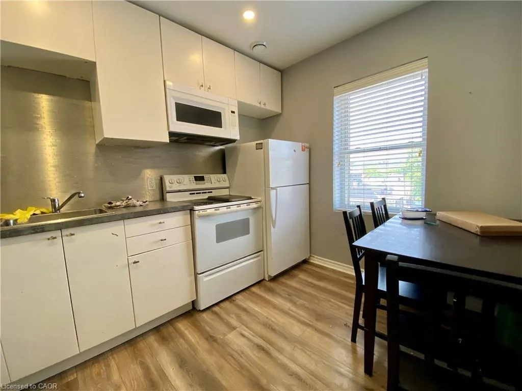 3 Britannia Avenue