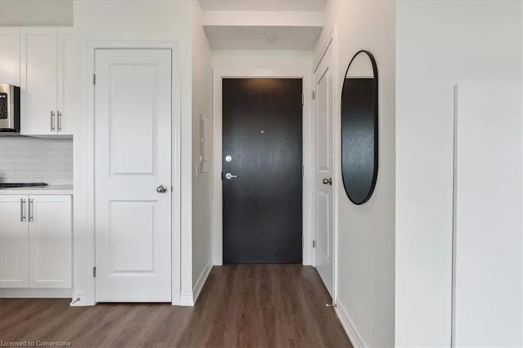 2750 King Street E, #704