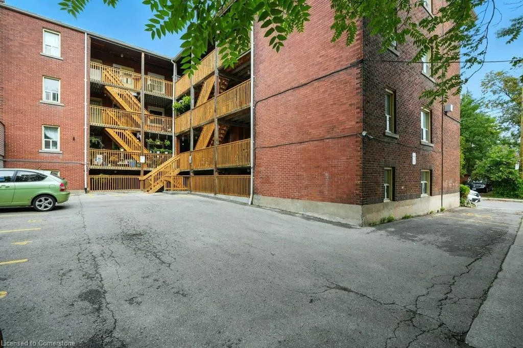 6 Vineland Avenue, #18