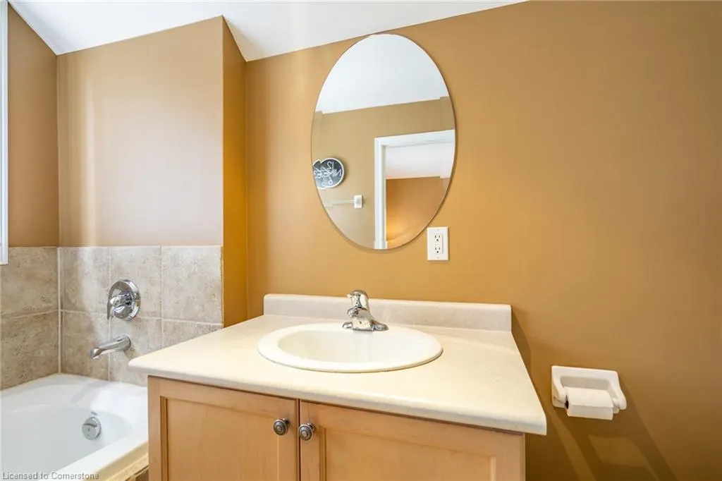 195 Wilson Street W, #6