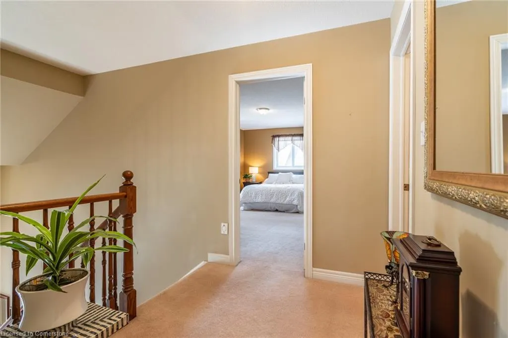 195 Wilson Street W, #6