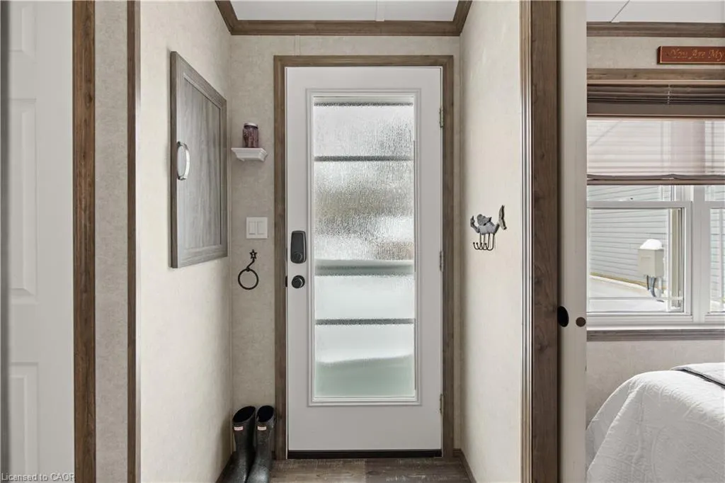 4449 Milburough Line, #10 Oak St.