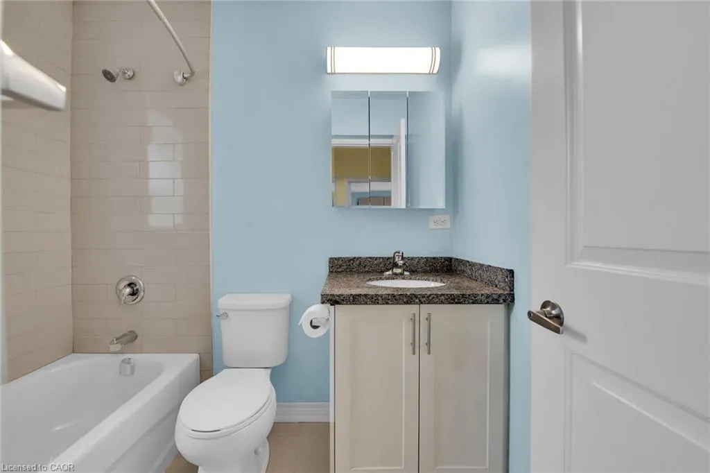 350 Concession Street, #302