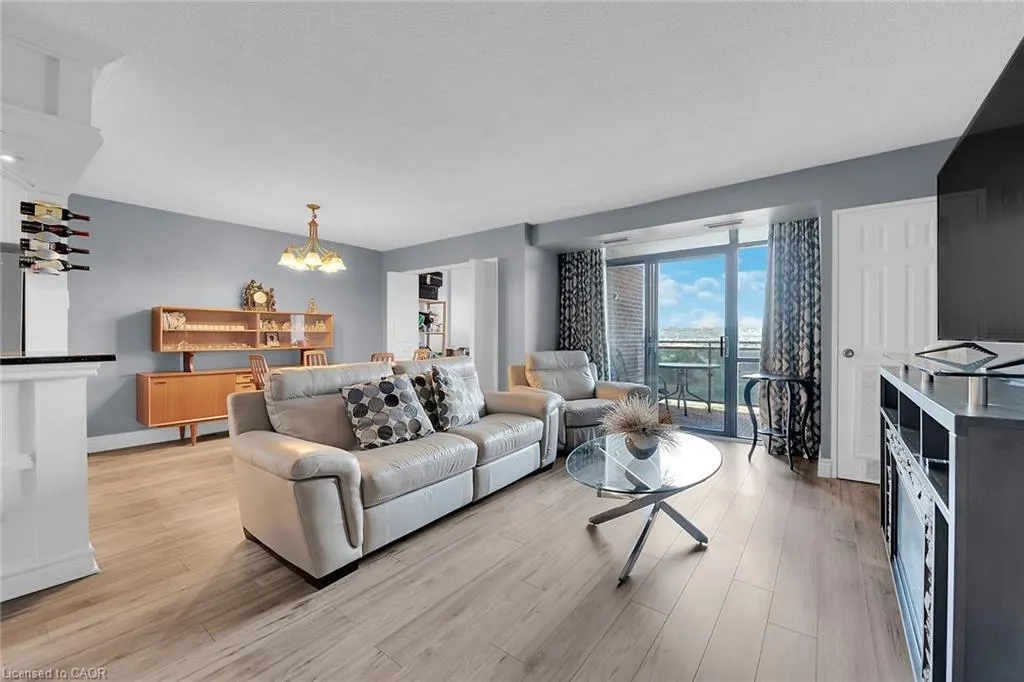 301 Frances Avenue, #1406