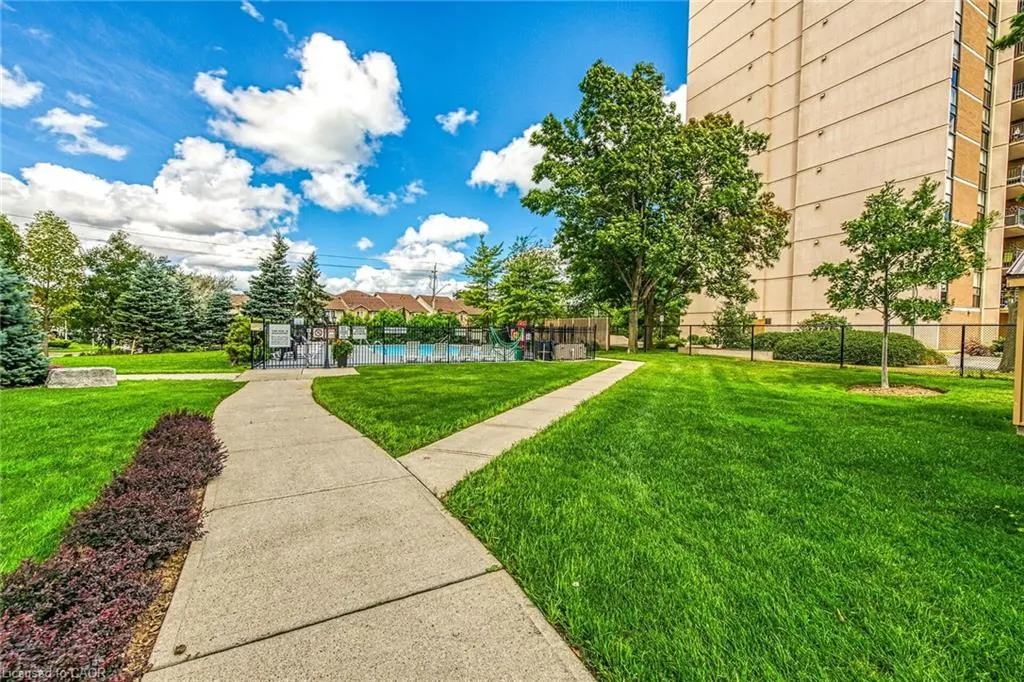301 Frances Avenue, #1406