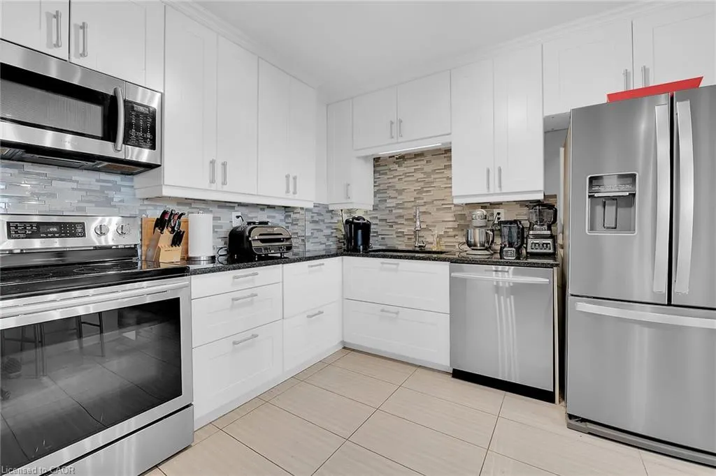 301 Frances Avenue, #1406