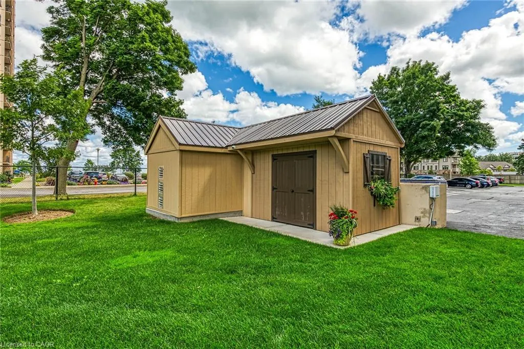 301 Frances Avenue, #1406