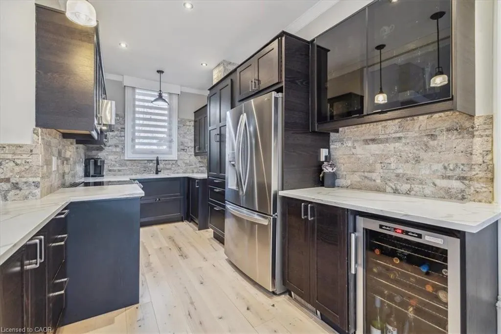 2301 Cavendish Drive, #150