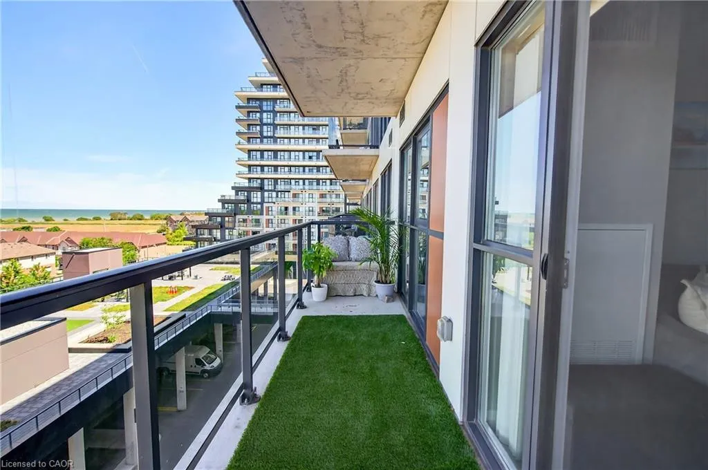 560 North Service Road, #505