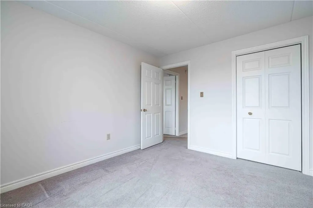 386 Highway 8, #205