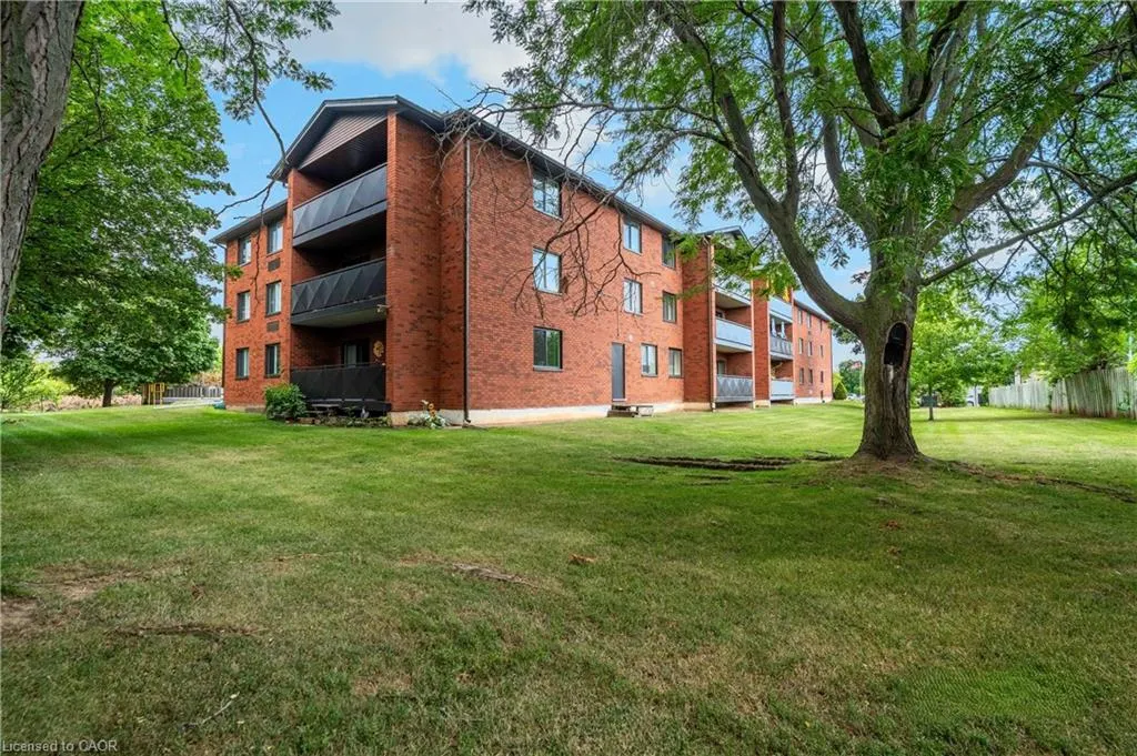 386 Highway 8, #205
