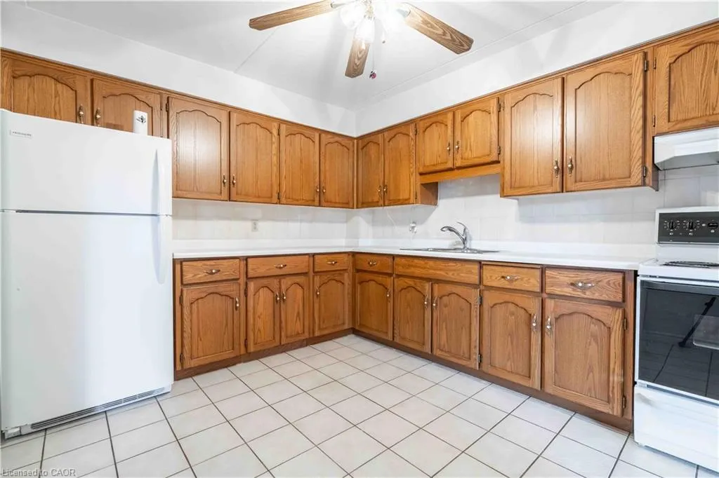 386 Highway 8, #205