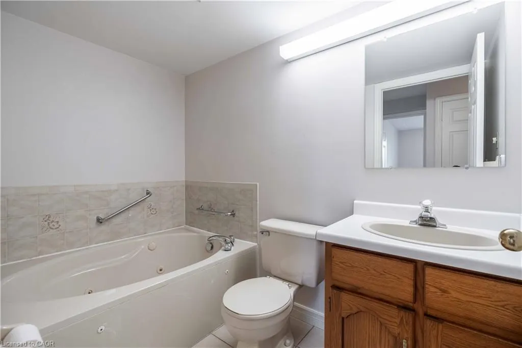 386 Highway 8, #205
