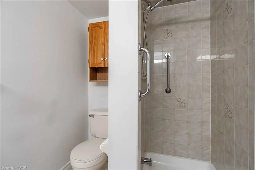 386 Highway 8, #205