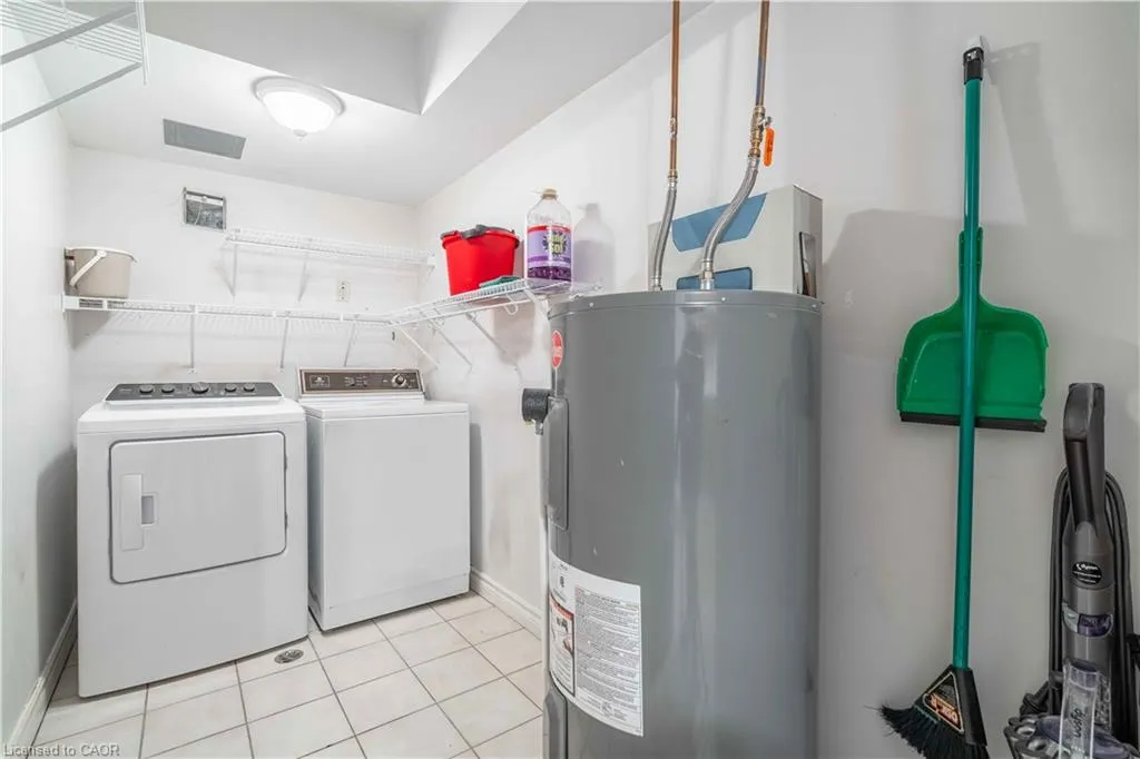 386 Highway 8, #205