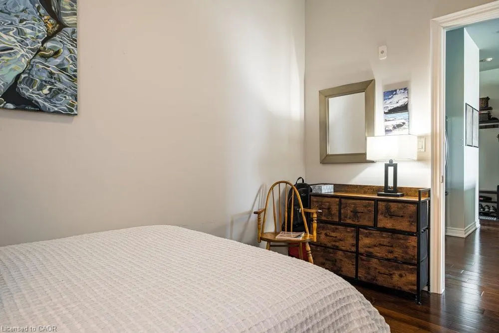 50 Murray Street W, #201