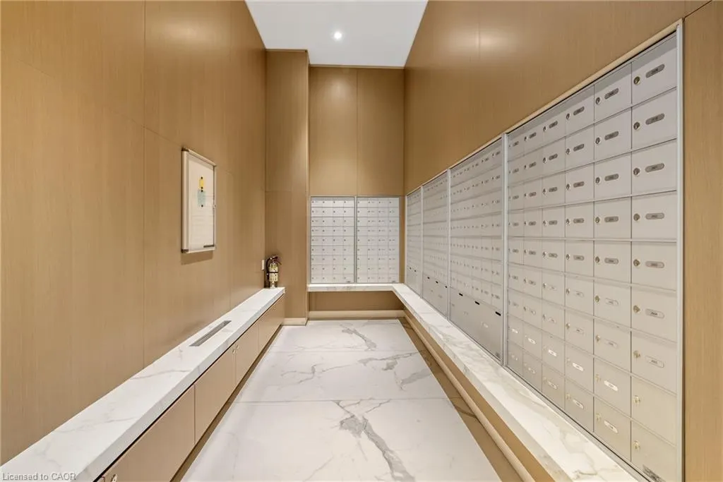 370 Martha Street, #2106