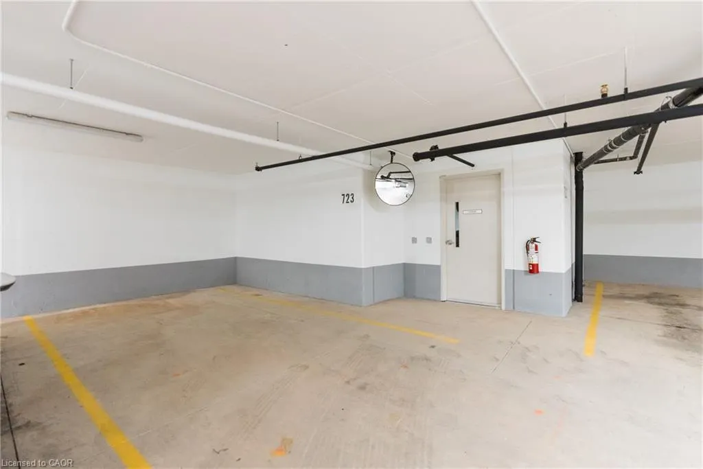 370 Martha Street, #2106