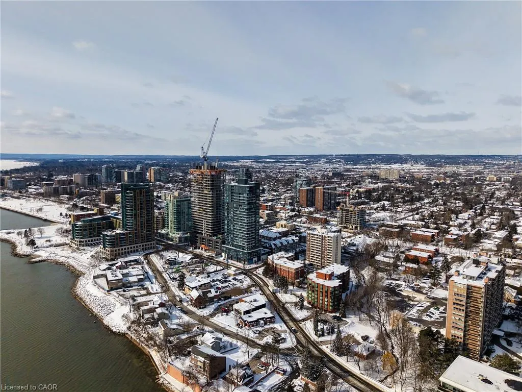 370 Martha Street, #2106