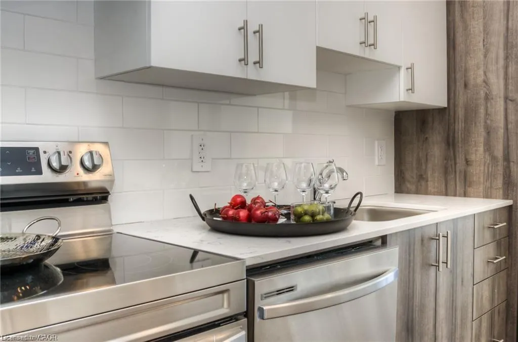 1438 Highland Road W, #408