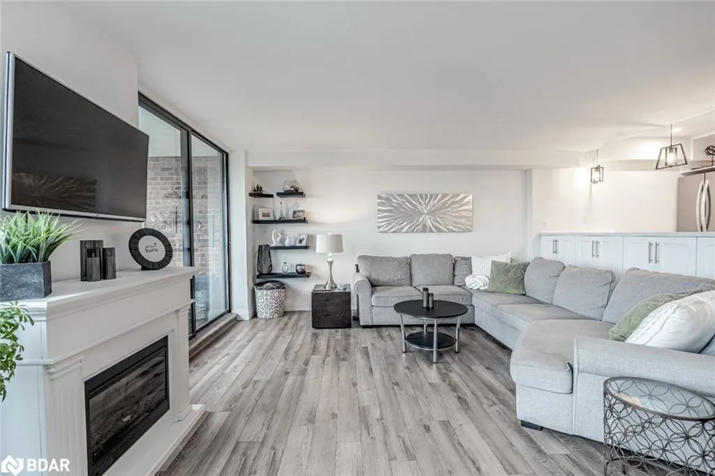 181 Collier Street, #504