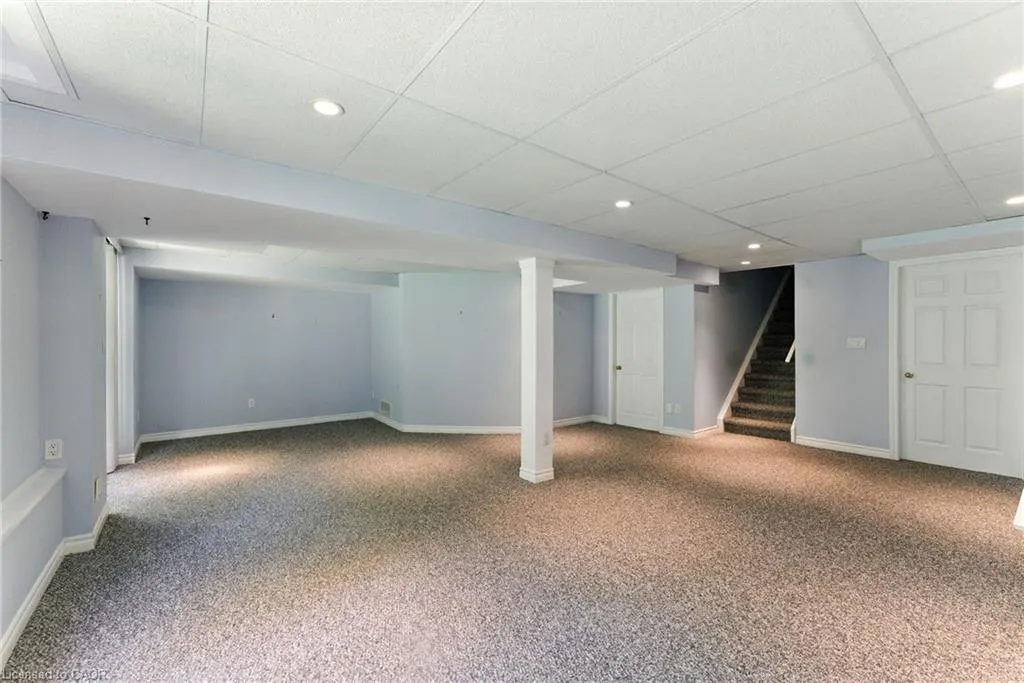 40 Wesleyan Court, #6