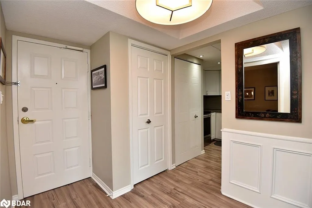 1225 North Shore Boulevard E, #404