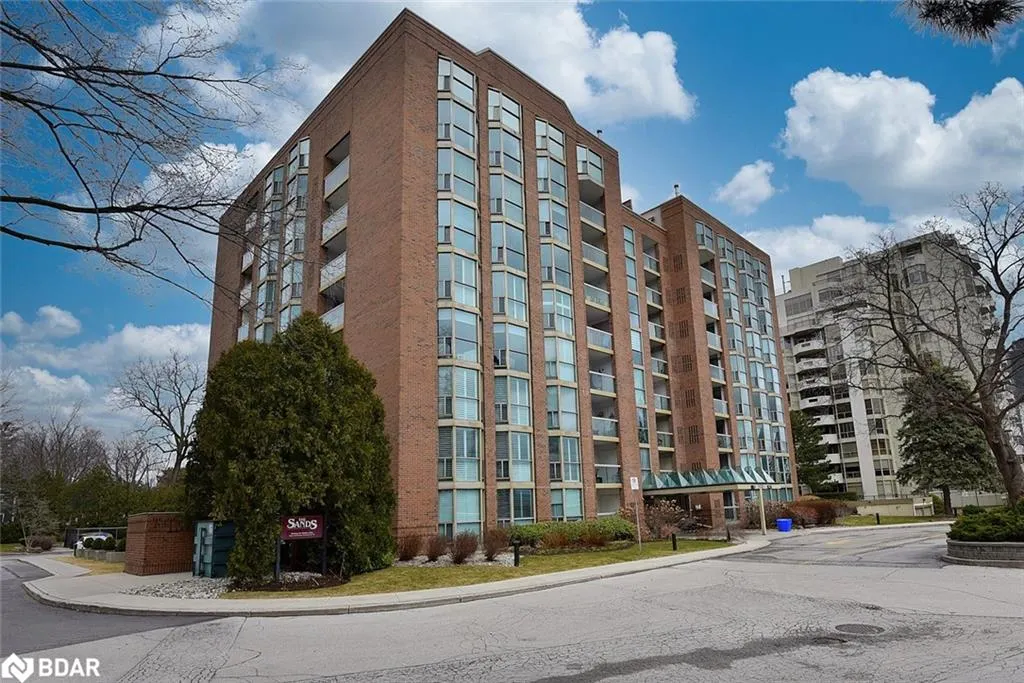 1225 North Shore Boulevard E, #404