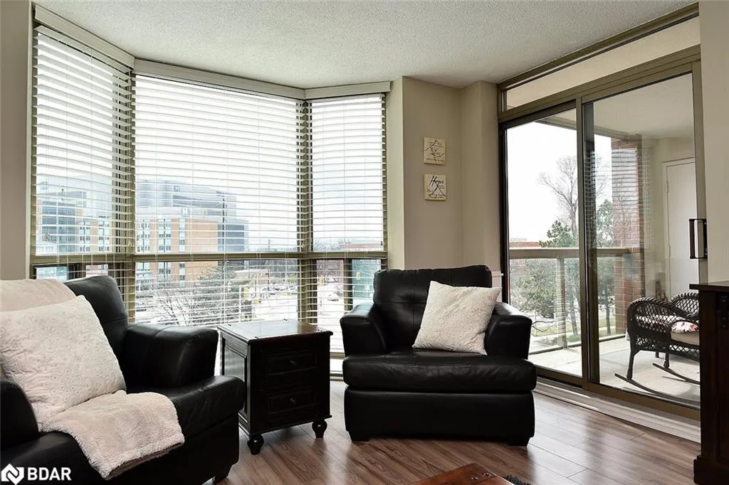 1225 North Shore Boulevard E, #404