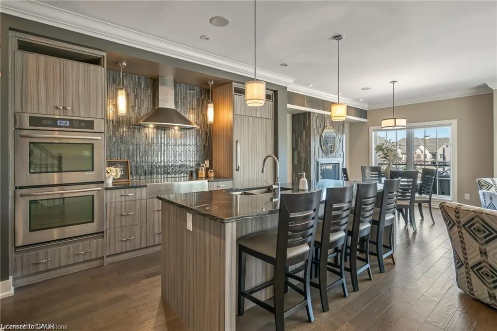 19 Lake Street, #20