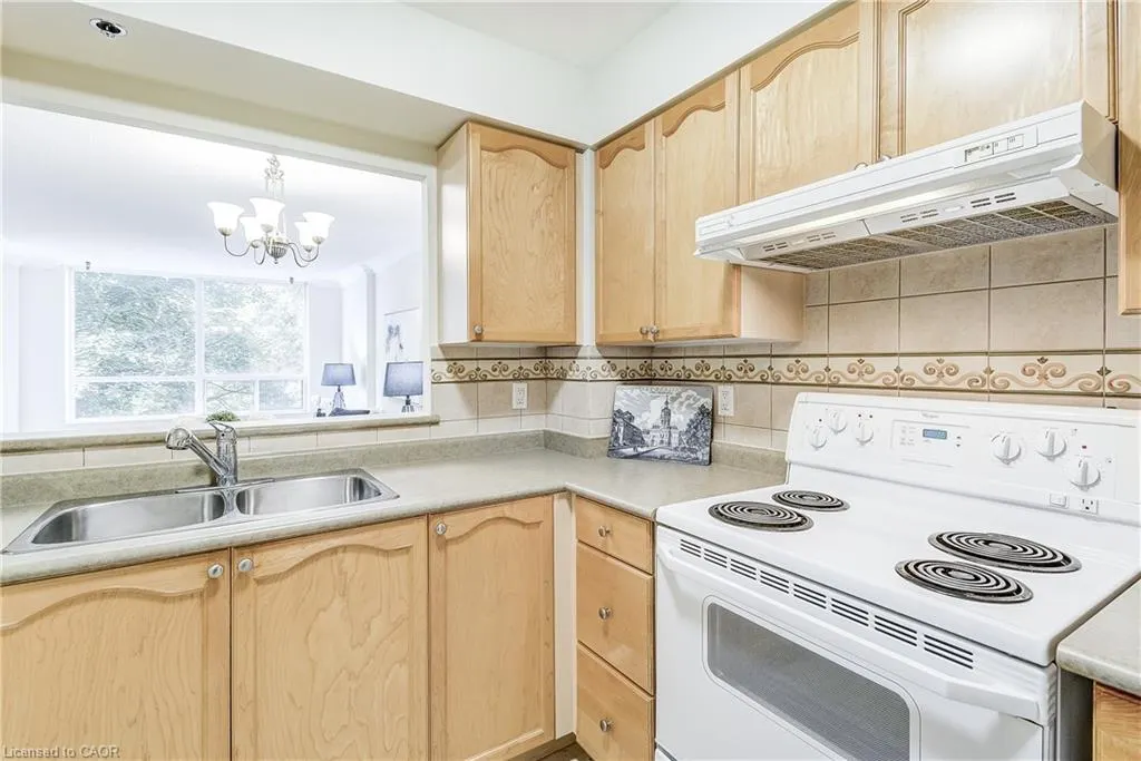 100 Burloak Drive, #1308