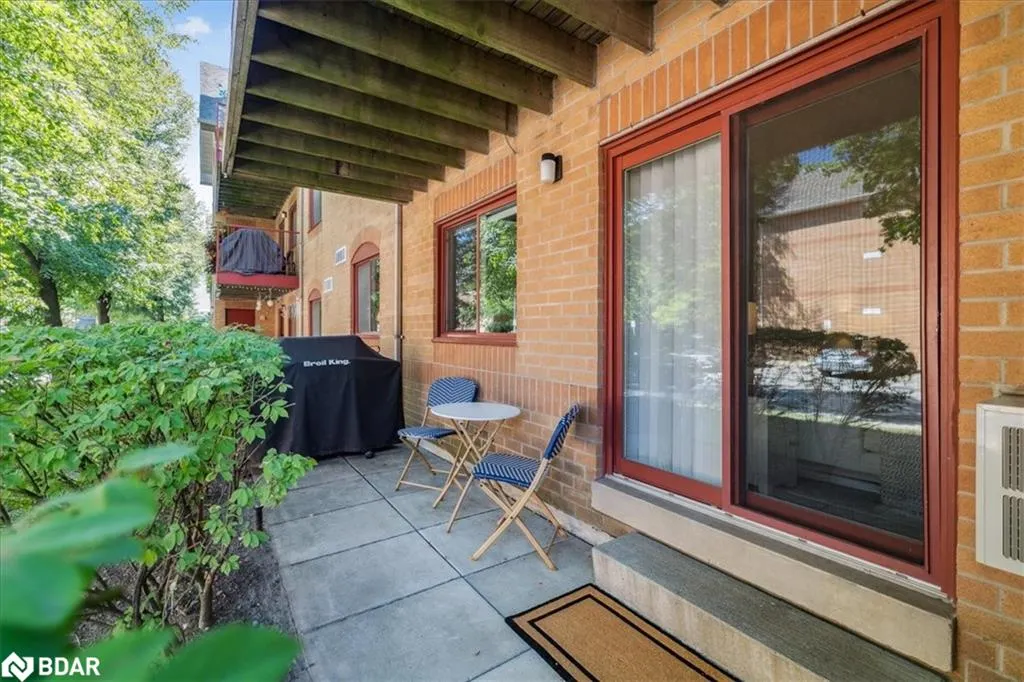 1492 Pilgrims Way, #1111