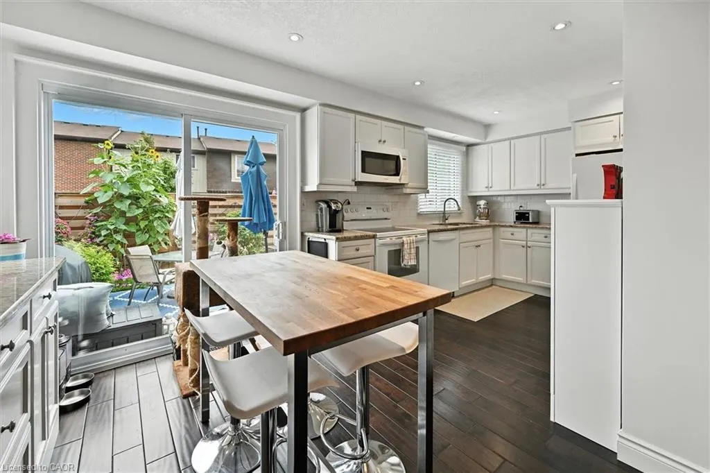 3049 Glencrest Road, #27