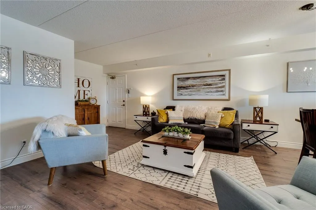 2045 Appleby Line, #305