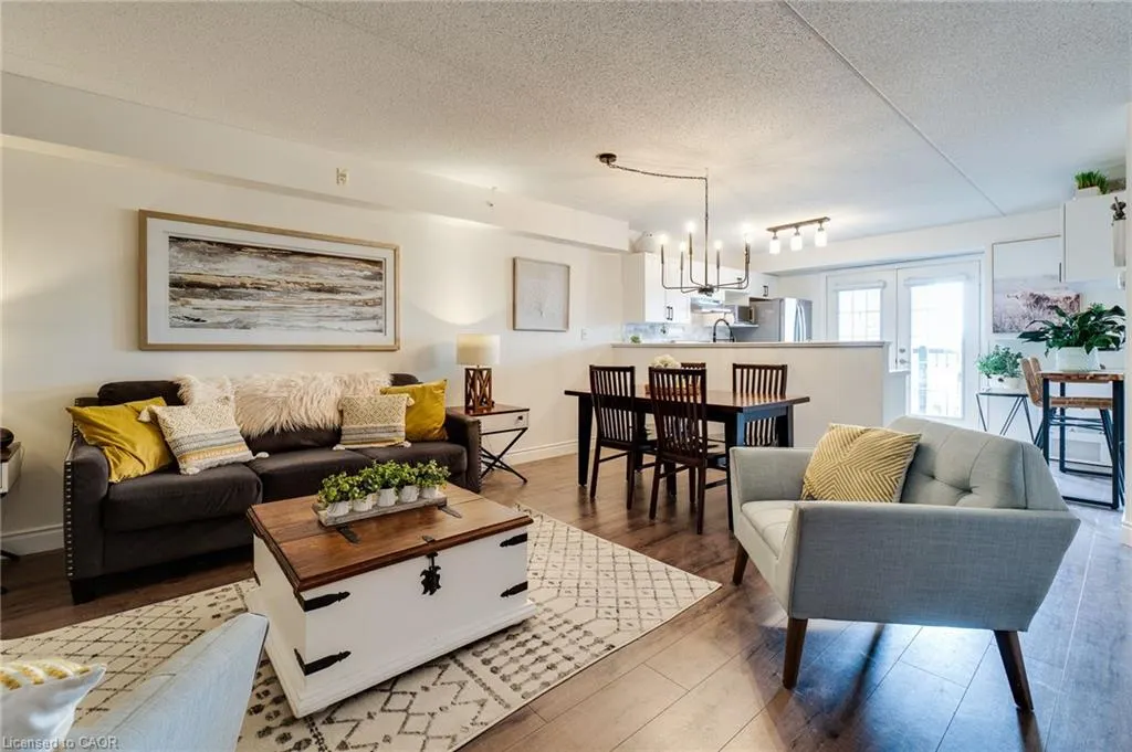 2045 Appleby Line, #305