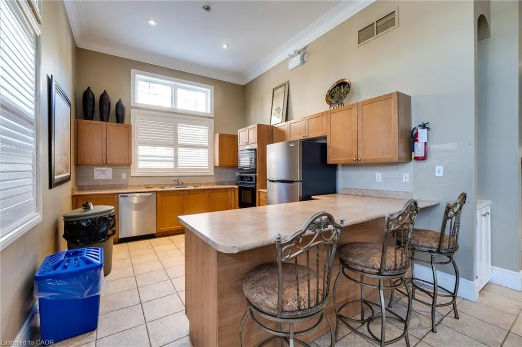 2045 Appleby Line, #305