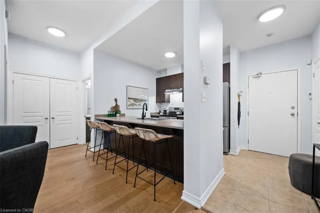 5070 Fairview Street, #107