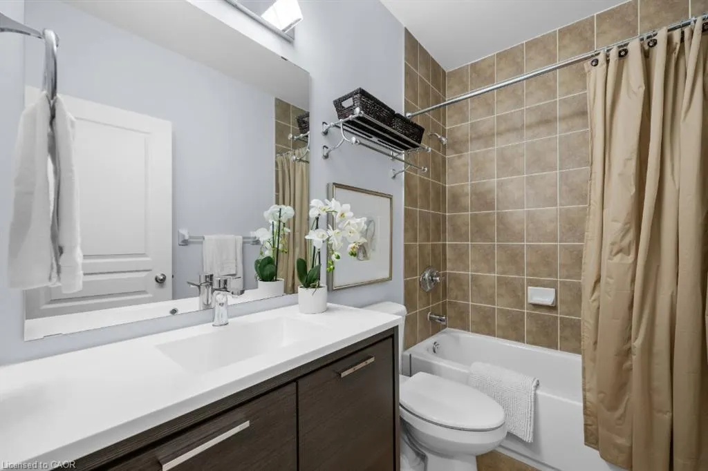 5070 Fairview Street, #107