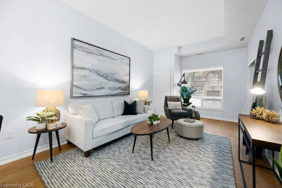 5070 Fairview Street, #107