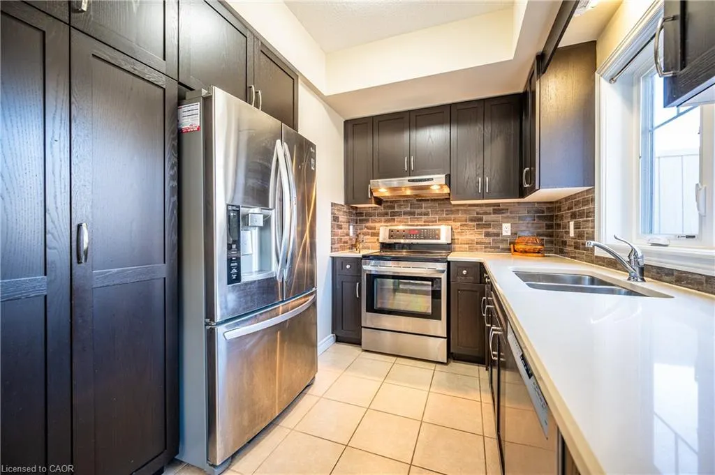 70 Willowrun Drive, #B2