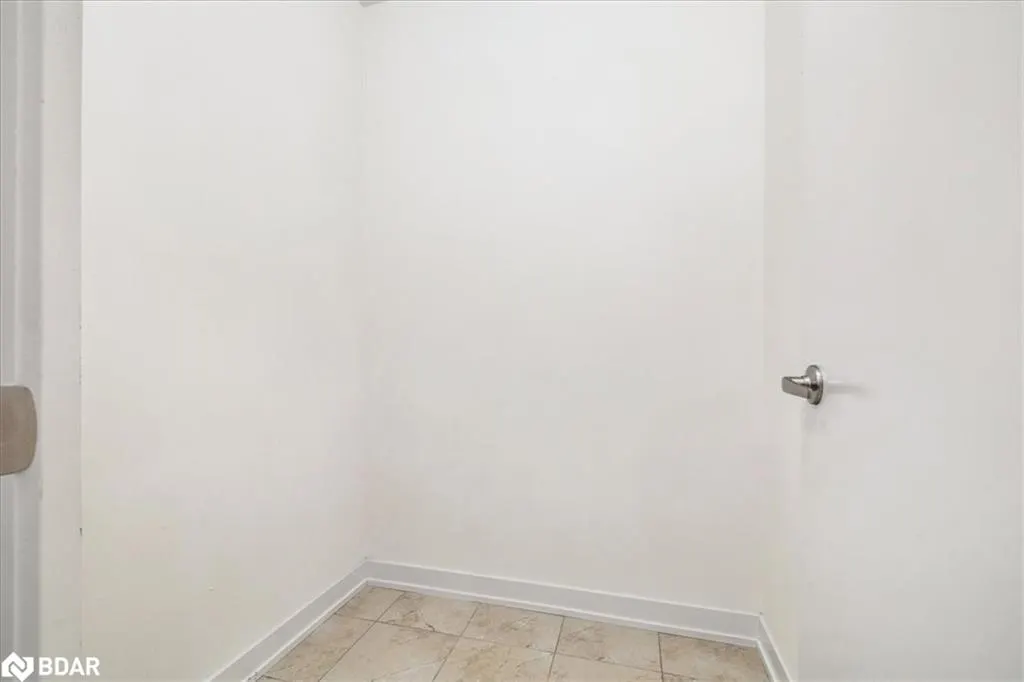 590 North Service Road, #105