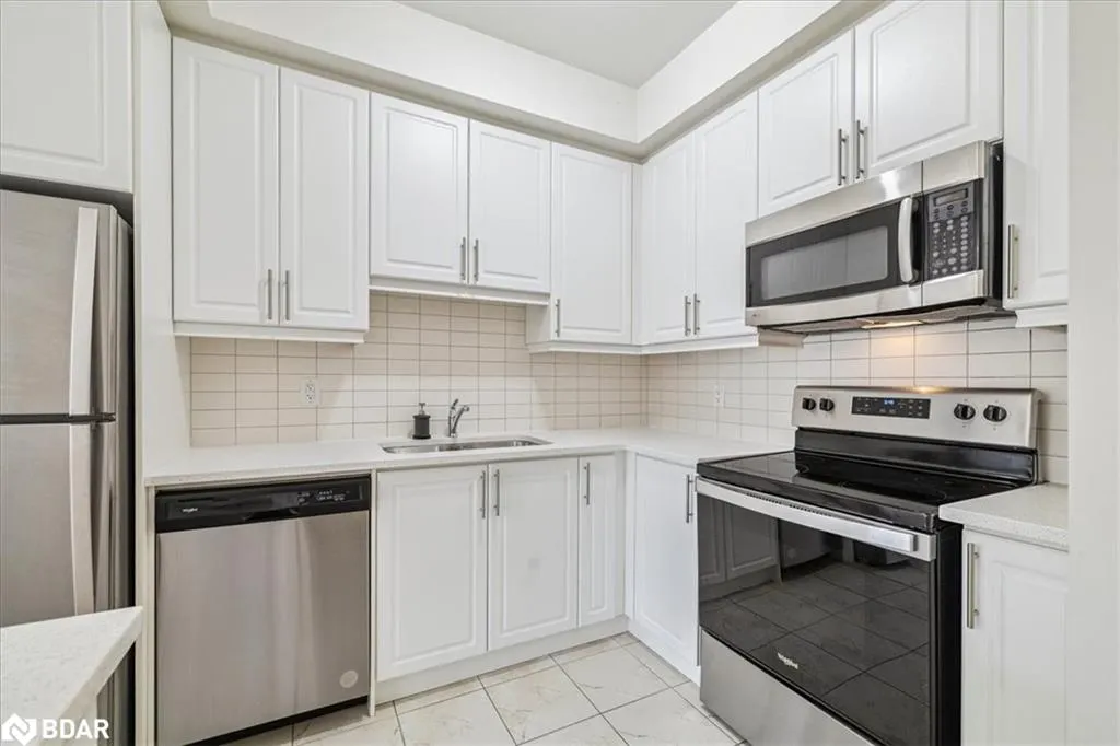 590 North Service Road, #105