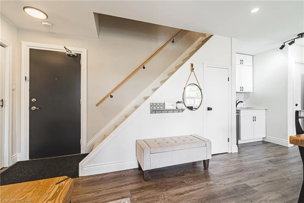 469 Claridge Road, #1
