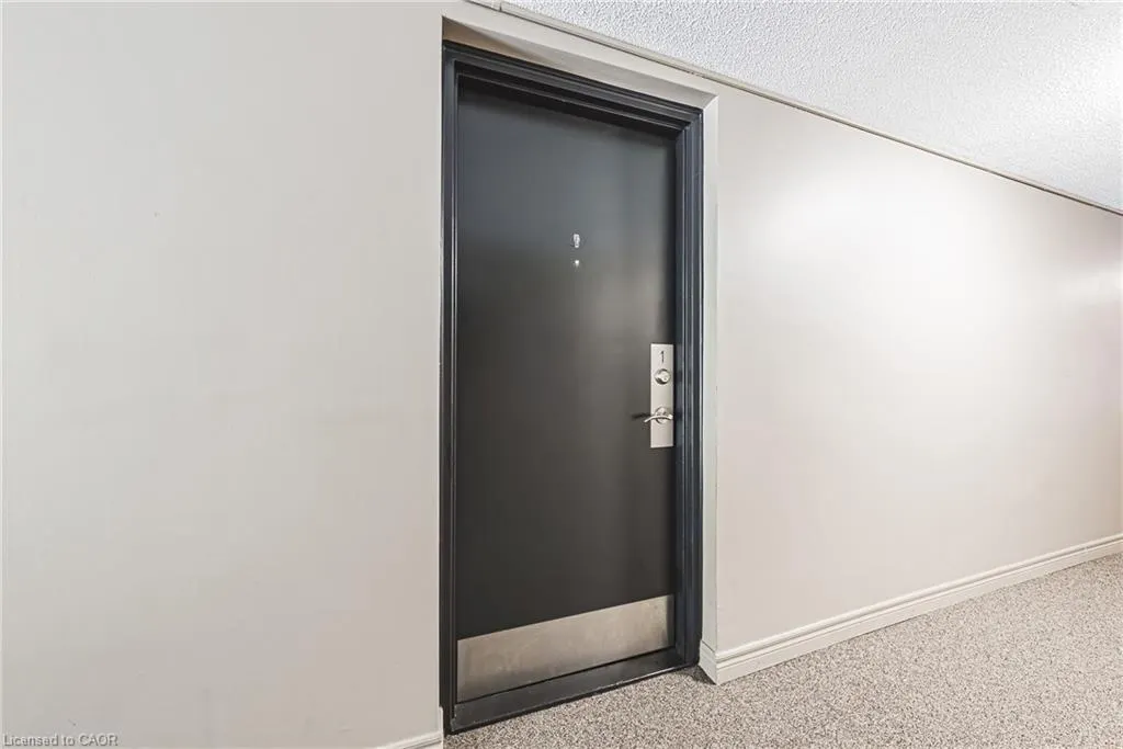 469 Claridge Road, #1