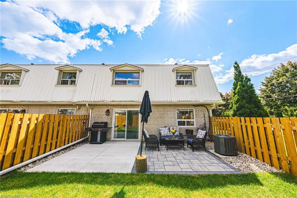 469 Claridge Road, #1