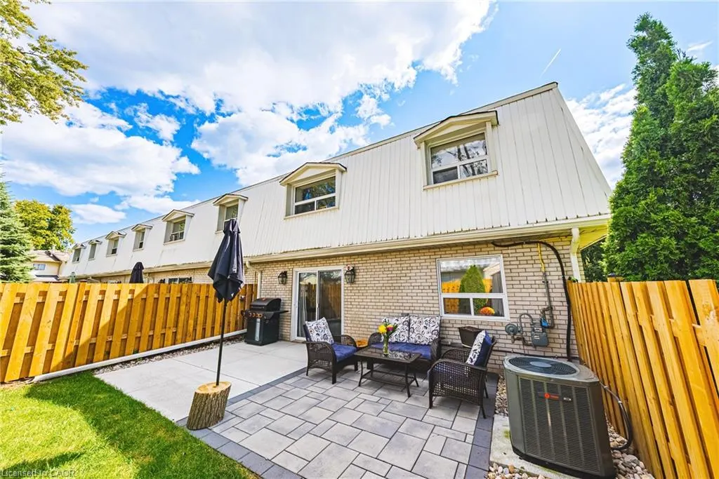 469 Claridge Road, #1