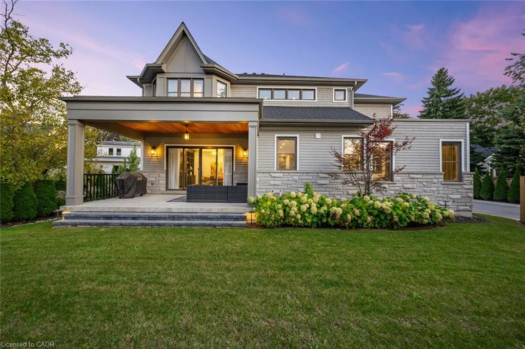 2265 Lakeshore Road, #3